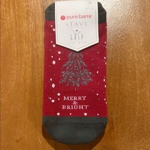 🎄🎄🎄Merry and Bright Pure Barre Festive Red and Green Grip Socks